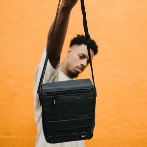 Sac travers avec rabat L RFID 20,5 cm Noir